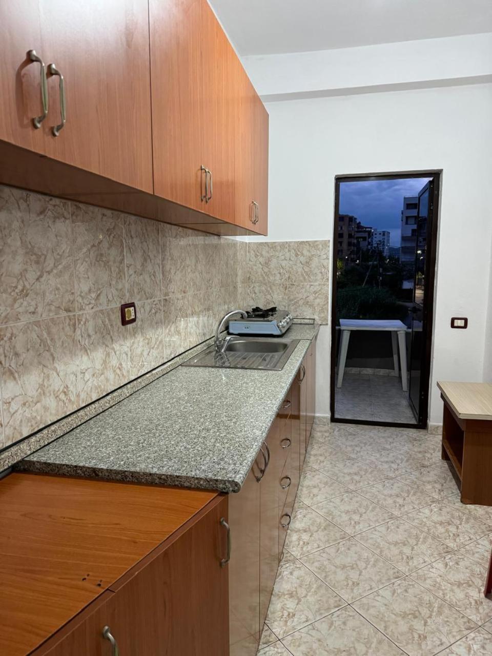 Melas Villa Durrës Exterior foto